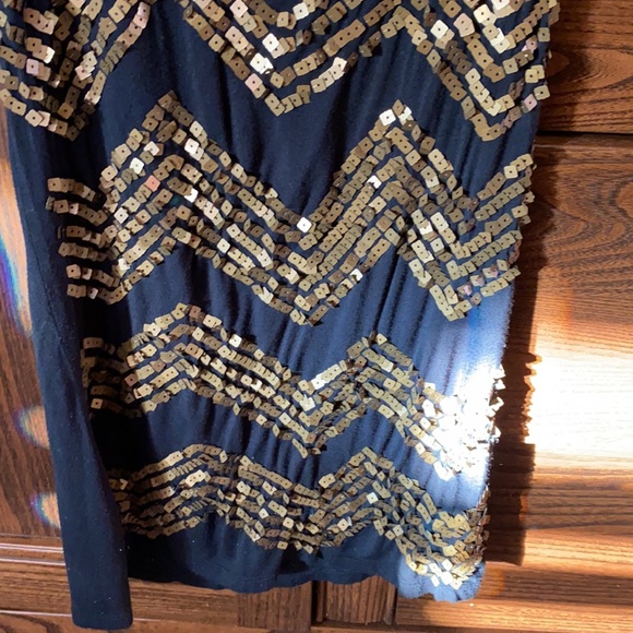 Black with Gold Sequence Tank Top XXI - Picture 3 of 3